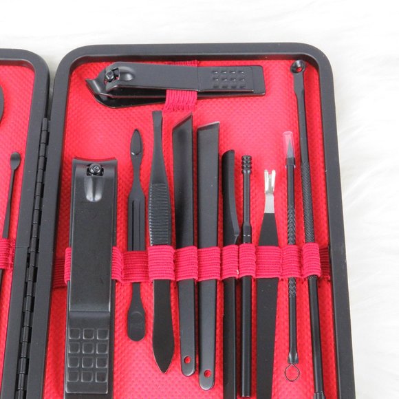 18 Piece - Manicure and Pedicure Nail Care Kit - Picture 9 of 10